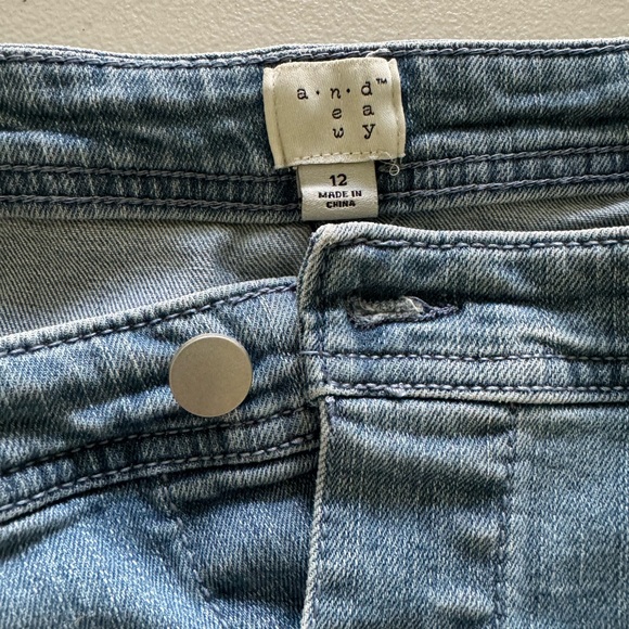 A New Day Denim Button Front Mini Skirt, Size 12 - Picture 3 of 3